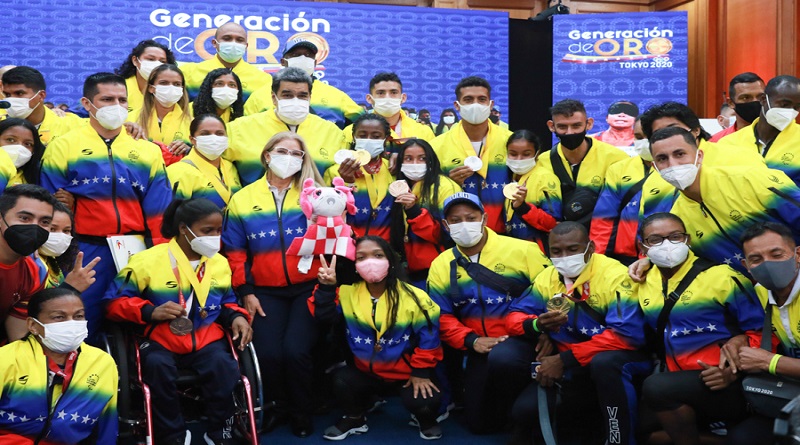 Maduro condecoró a atletas Paralímpicos