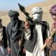 Talibanes amenazan a periodistas