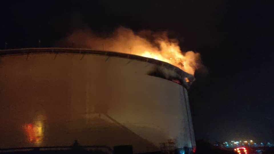 Centella ocasionó incendio en refinería - noticiacn