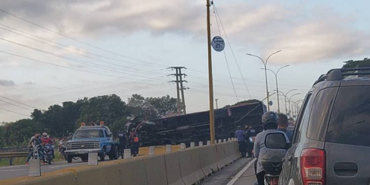 fallecido accidente autopista tocuyito valencia- acn