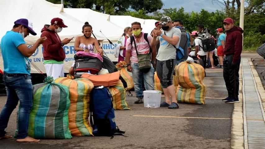 Colombia vacuna contra el Covid-19 a migrantes en fronteras