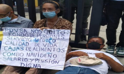 pensionados jubilados protestaron salarios- acn