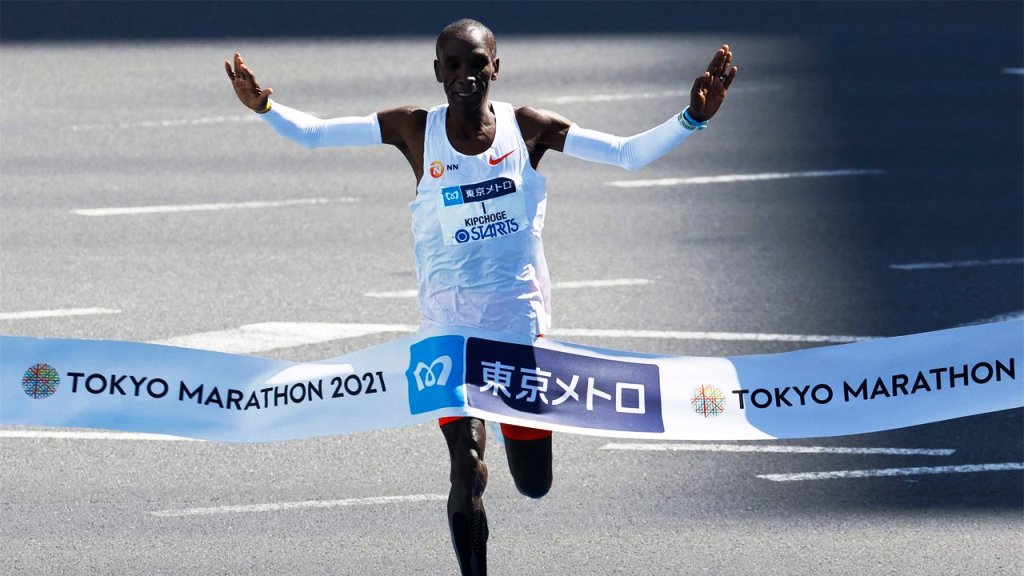 Kenianos ganan Maratón de Tokio - noticiacn