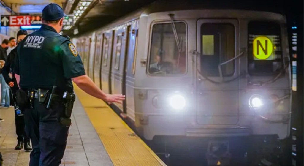Muere hombre en metro de Nueva York - noticiacn