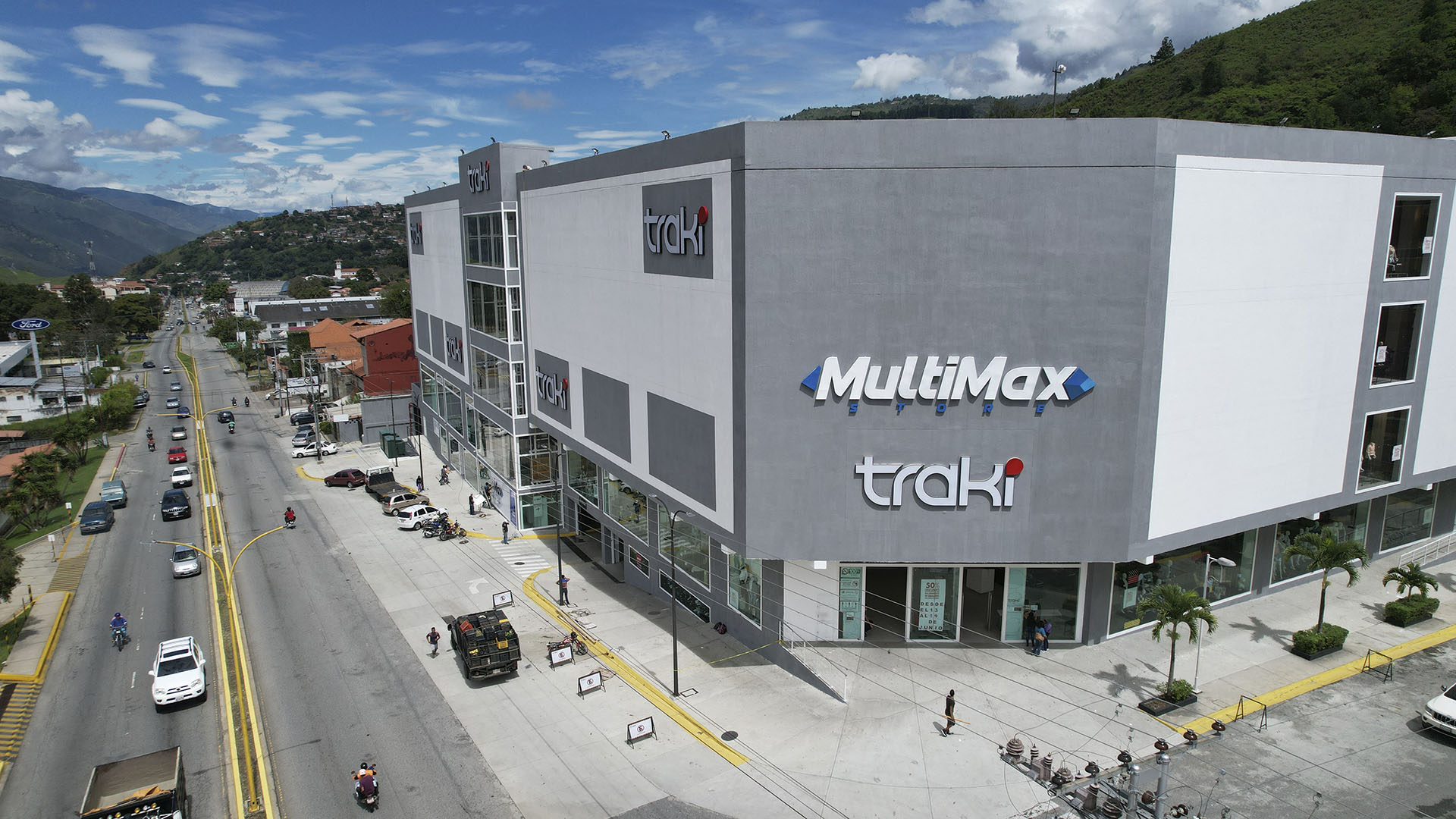Multimax apertura Mérida