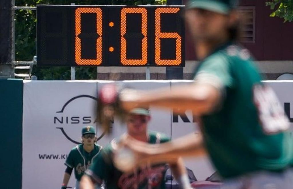 MLB adopta reloj de lanzamiento - noticiacn