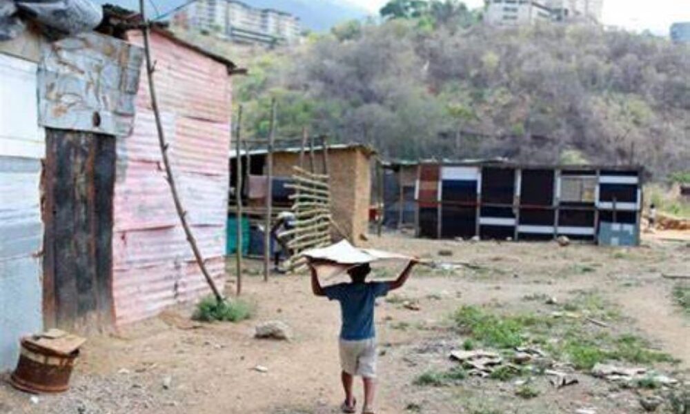 Maduro se compromete a erradicar por completo la pobreza - noticiacn