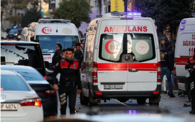 Explosión en centro de Estambul