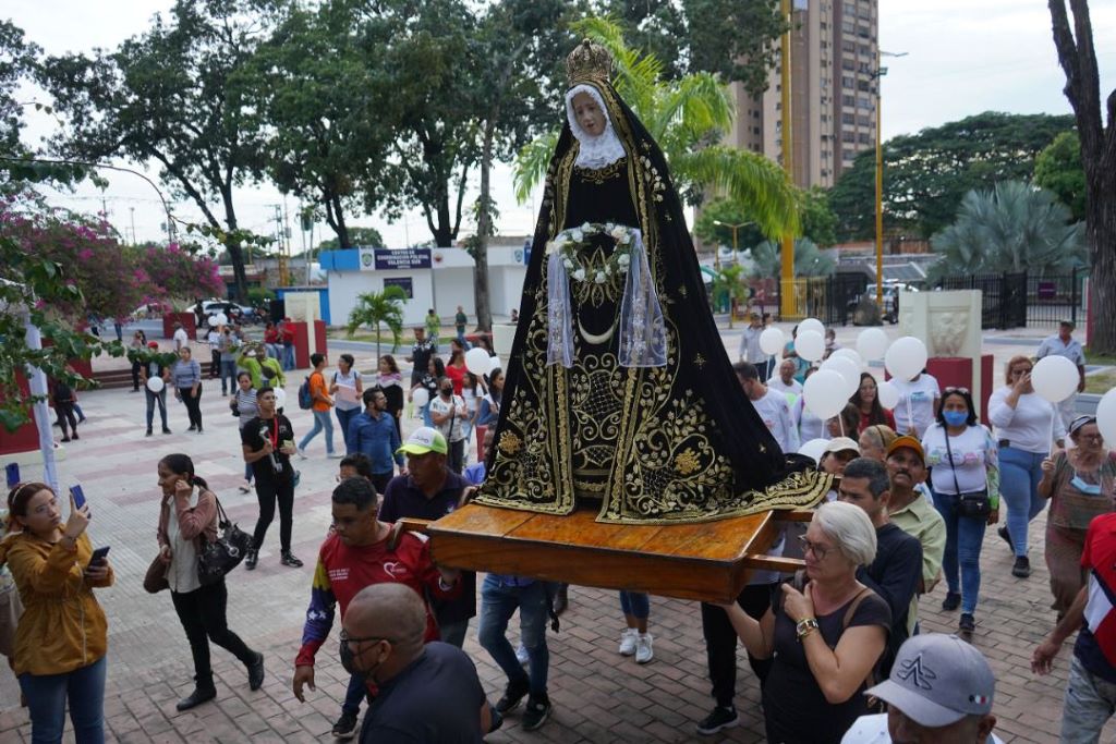 Valencianos veneraron a la Virgen del Socorro - noticiacn