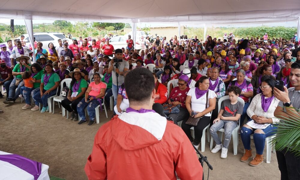 Alcalde Julio Fuenmayor homenajeó a las mujeres - noticiacn