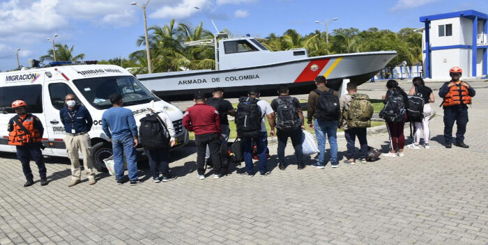 rescatados 30 venezolanos en San Andrés Colombia-acn