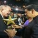 Maduro entregó premio a Gilberto Correa-acn
