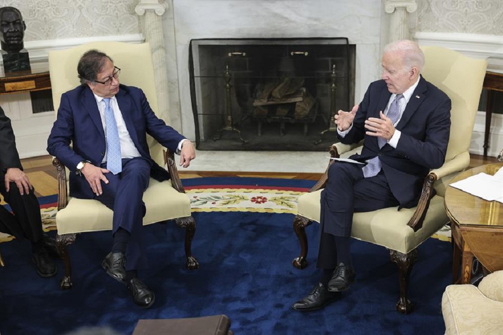Petro pide a Joe Biden eliminar sanciones - noticiacn