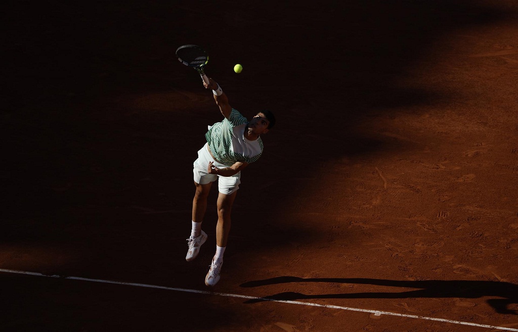 Alcaraz pasa a tercera ronda de Roland Garros - noticiacn
