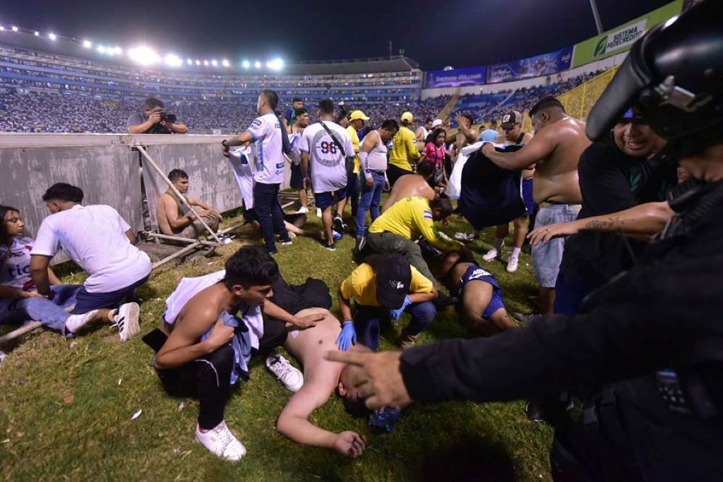 El Salvador sufrió su mayor tragedia deportiva - noticiacn
