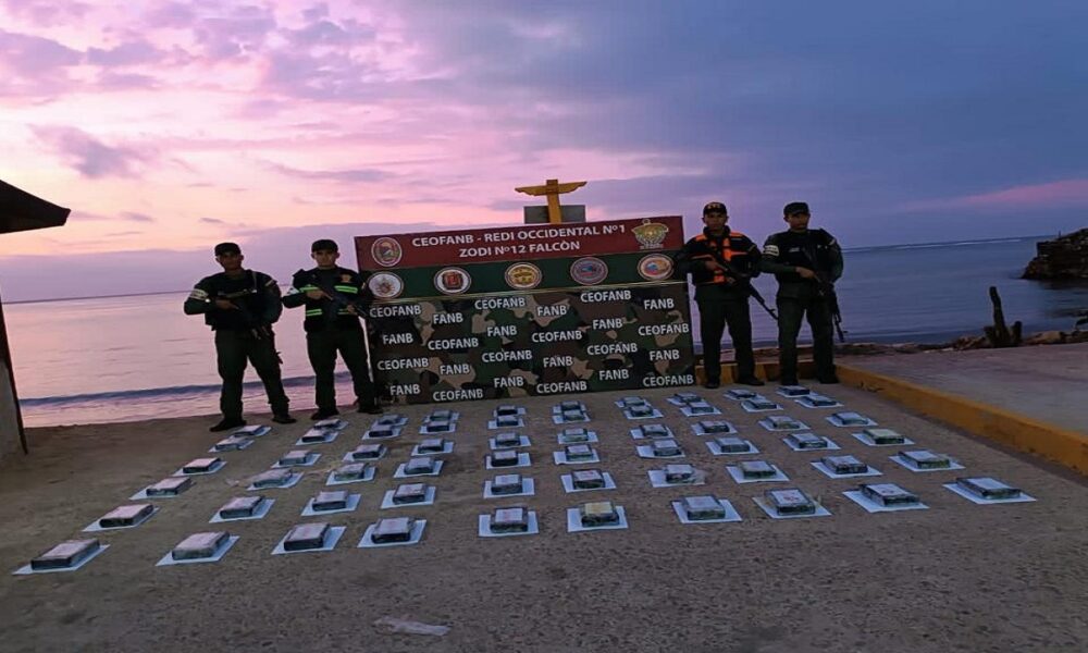 detenidos 69 kilos de cocaína Falcón-ACN