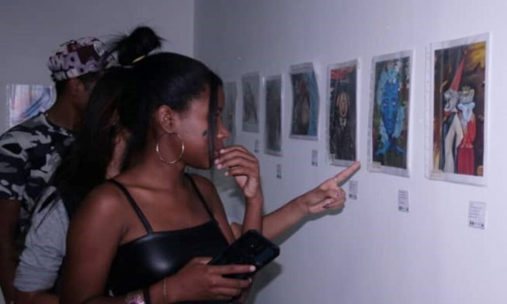 Inaugurada Exposición Artística en la UC - noticiacn
