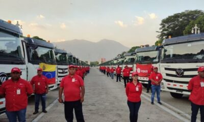 Maduro entrega 100 camiones de gasolina - noticiacn