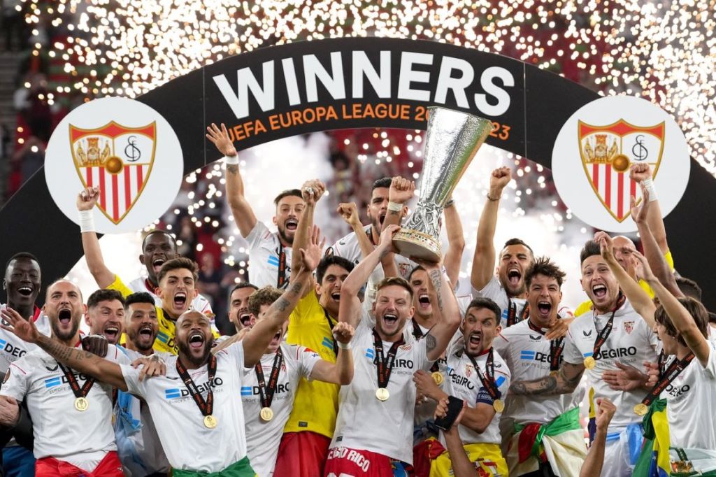 Sevilla vence a Roma en penales - noticiacn