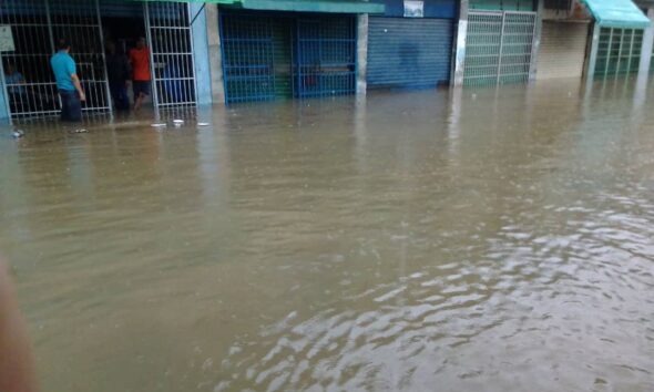 lluvias en Valencia 30 de mayo-acn