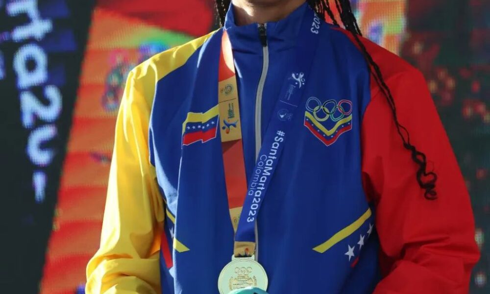 Kimberlyn Meneses ganó oro en remo - noticiacn