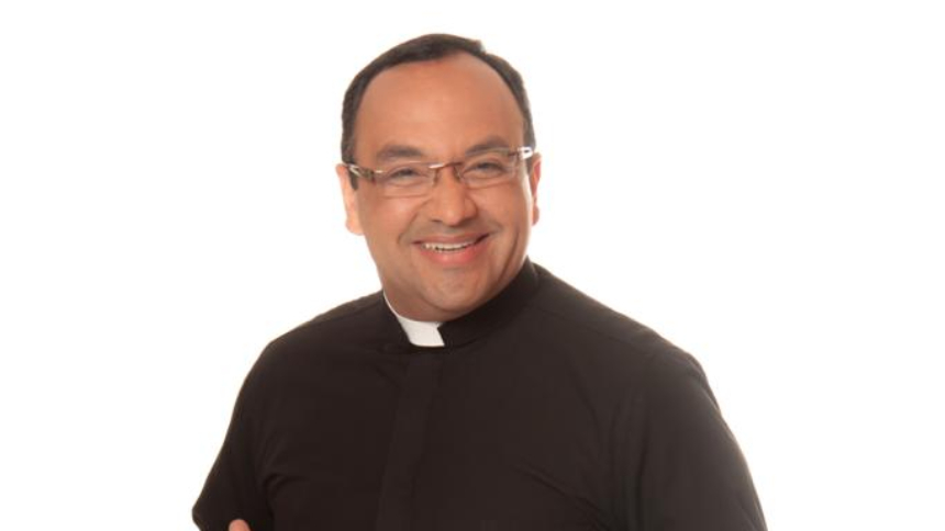 sacerdote Enrique Alaña - acn