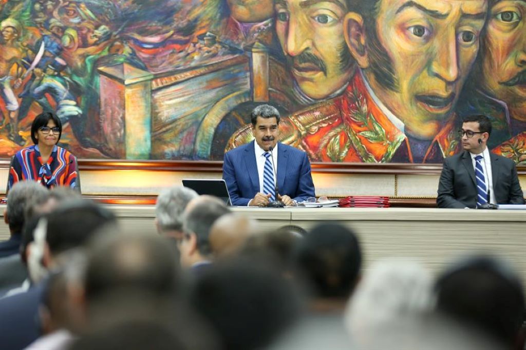 Maduro activó cuatro zonas económicas especiales - noticiacn