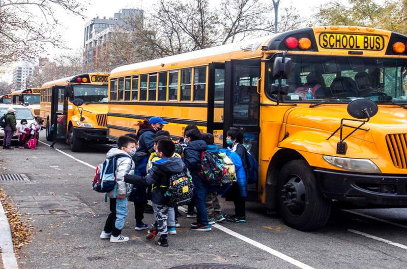 escuelas de Nueva York niños migrantes-acn