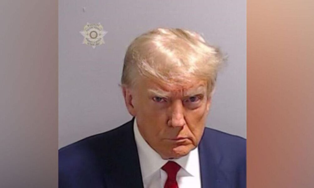 foto policial de Donald Trump-acn