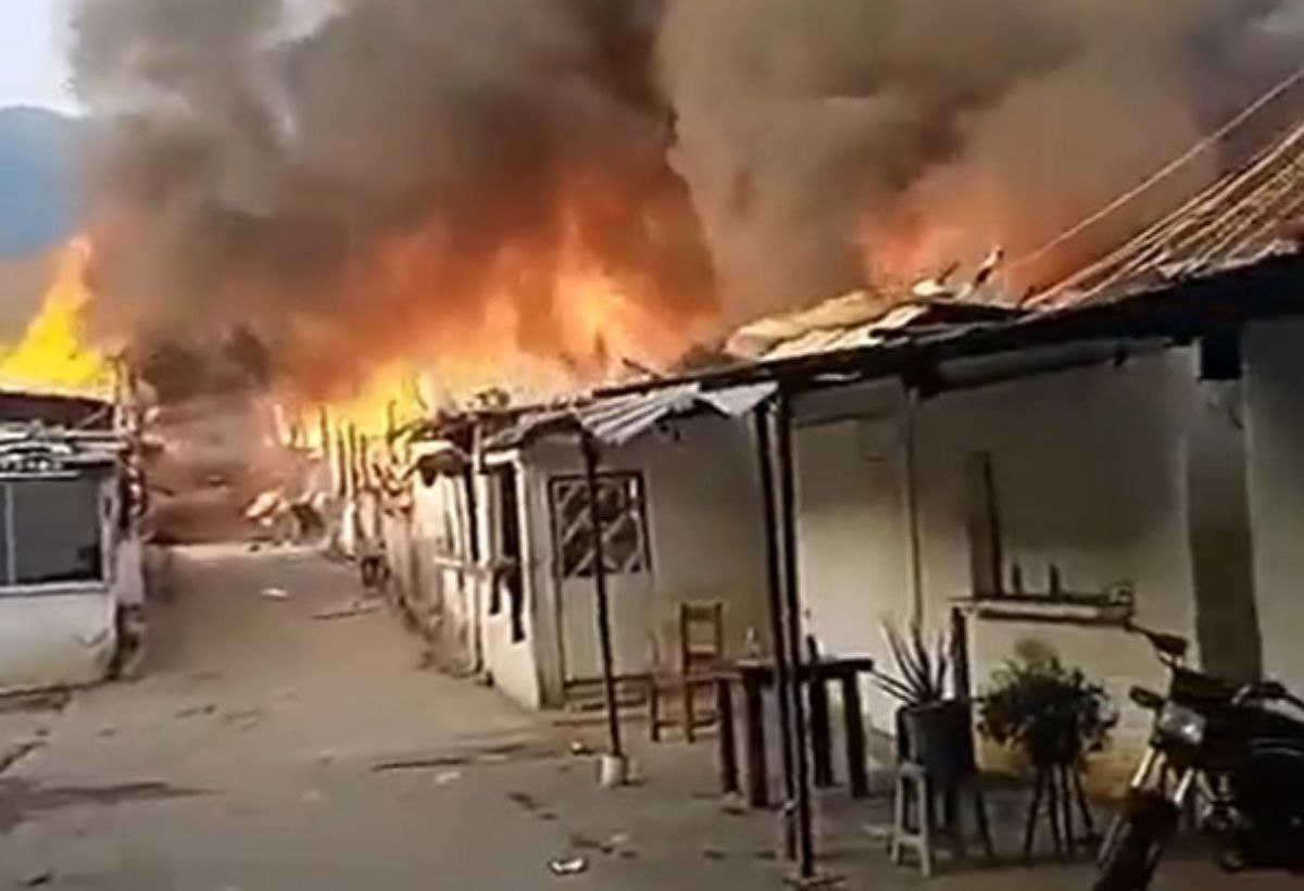tres explosiones e incendio en penal de Tocorón-acn