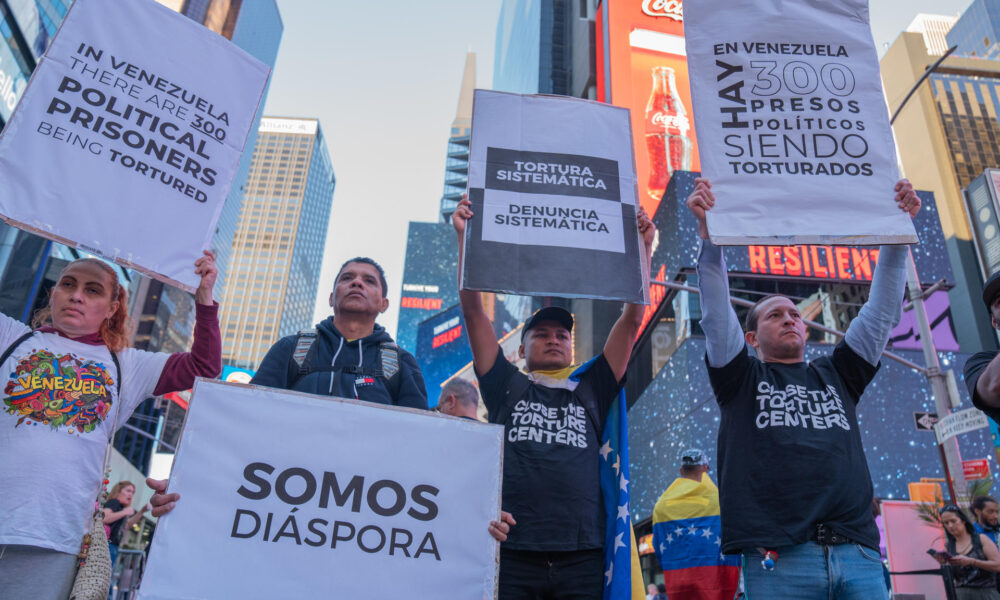 protesta de venezolanos en el Times Square-acn