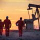 EE.UU. levanta temporalmente sanciones sobre petróleo y gas - noticiacn