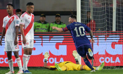 Messi doblete Argentina Perú Eliminatorias-acn