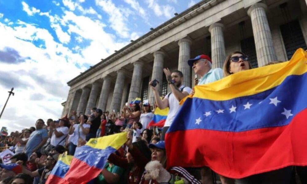 venezolanos en Argentina impedidos de votar en las primarias - noticiacn