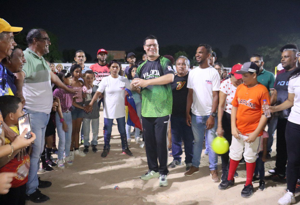 “Pinta tu Cancha por el Esequibo”