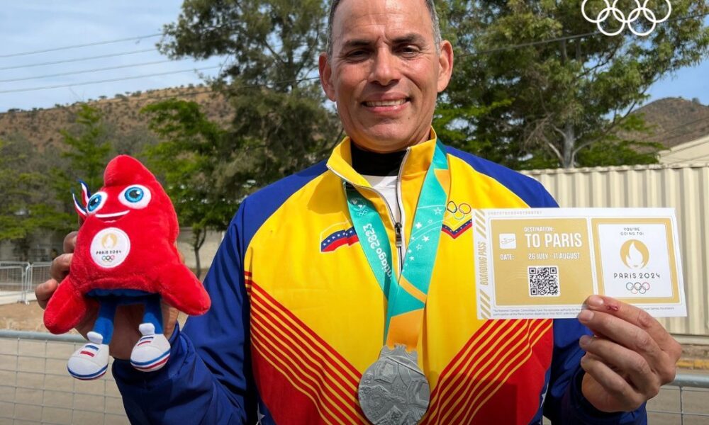 Leonel Martínez, el tirador de 60 años que logró un pase a las Olimpiadas - acn
