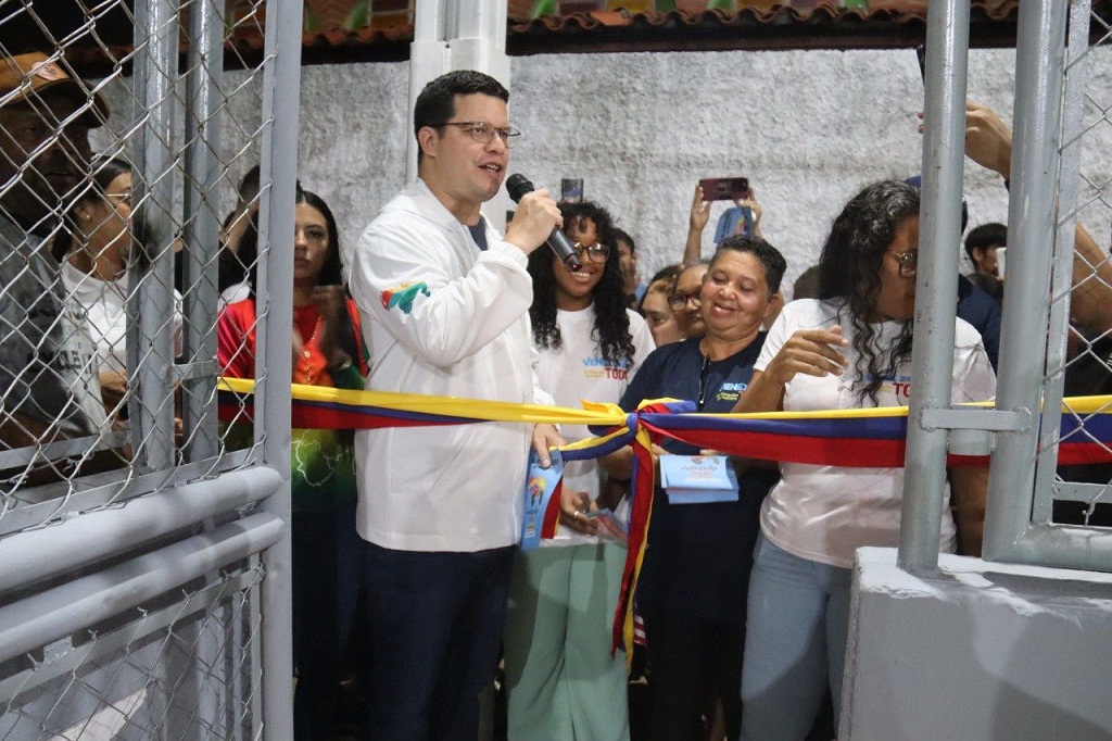Fuenmayor inauguró cancha techada en Mañonguito - noticiacn
