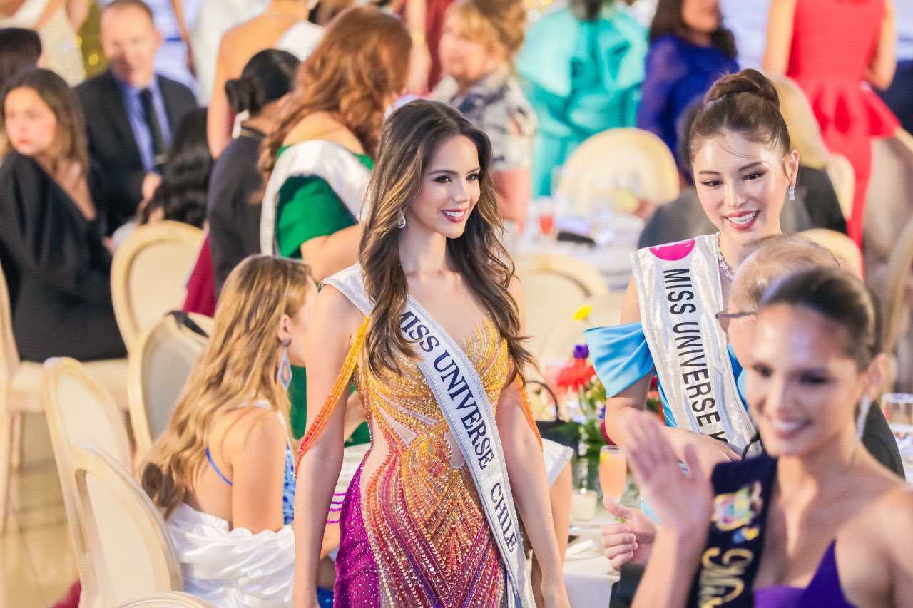 El Salvador da bienvenida a más de 80 candidatas a Miss Universo - noticiacn