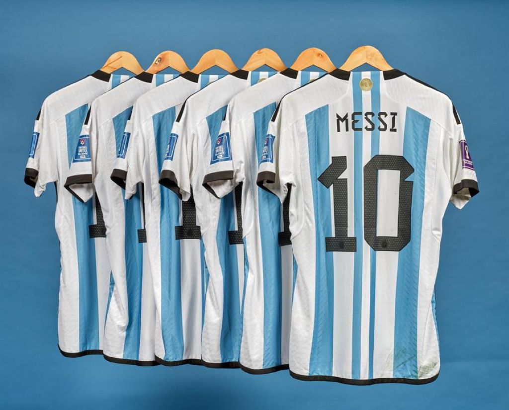 Subastarán camisetas de Messi - noticiacn
