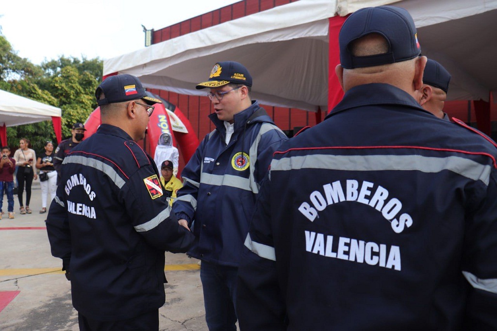 Fuenmayor dotó al Cuerpo de Bomberos de Valencia - noticiacn