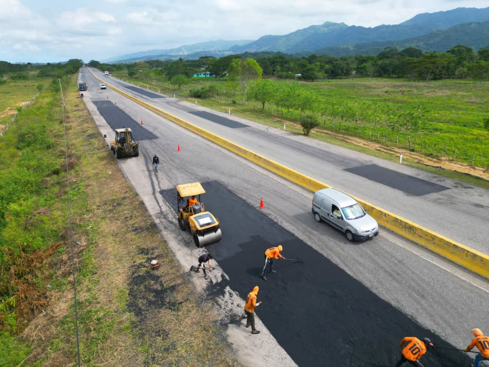 Mantenimiento Autopista “Cimarrón Andresote”