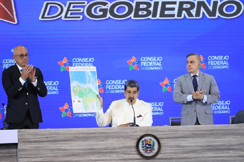 Maduro designa autoridad única para la Guayana Esequiba - noticiacn