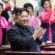 Kim Jong pidió a las mujeres tener más hijos - acn