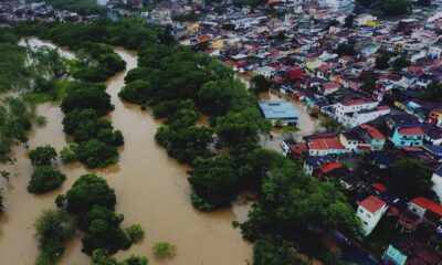 Río de Janeiro bajo agua tras fuertes lluvias - acn