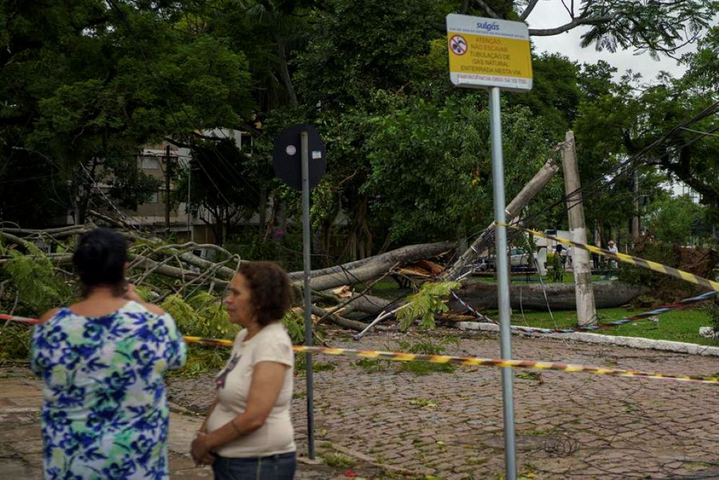 Un temporal en el sur de Brasil deja un muerto - noticiacn