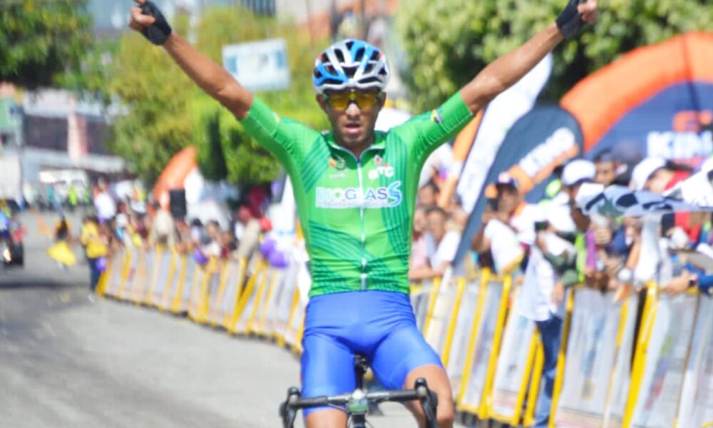Briceño ganó la etapa vuelta