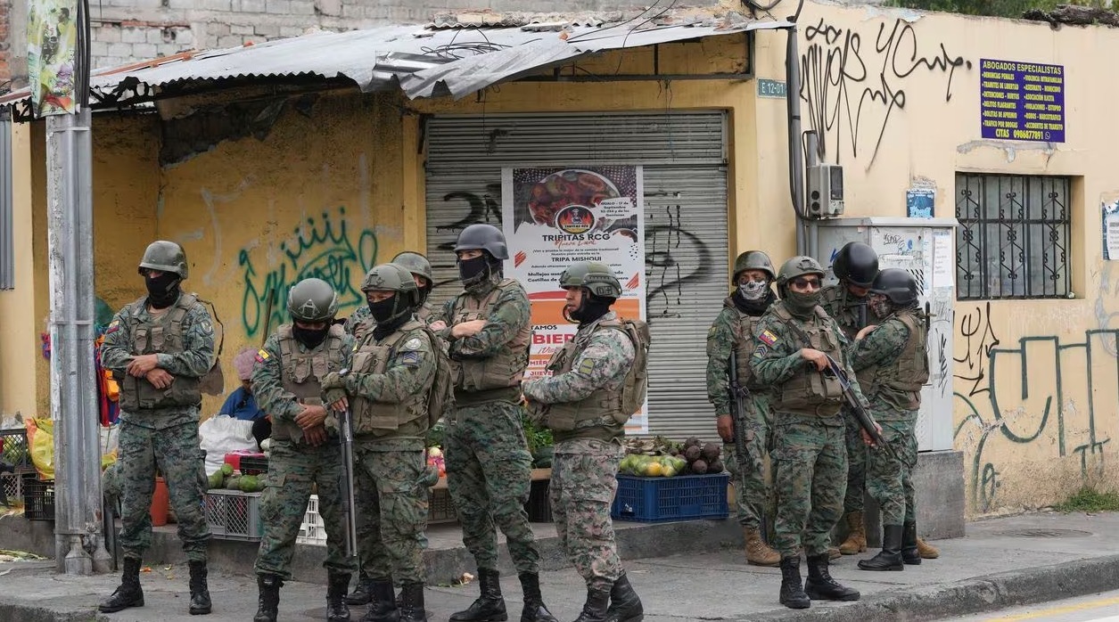 cinco terroristas abatidos en Ecuador-acn