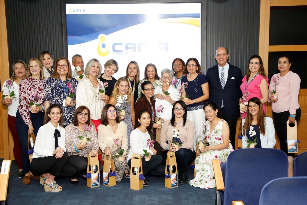 Cania presentó libro Nutrición en Pediatría - noticiacn