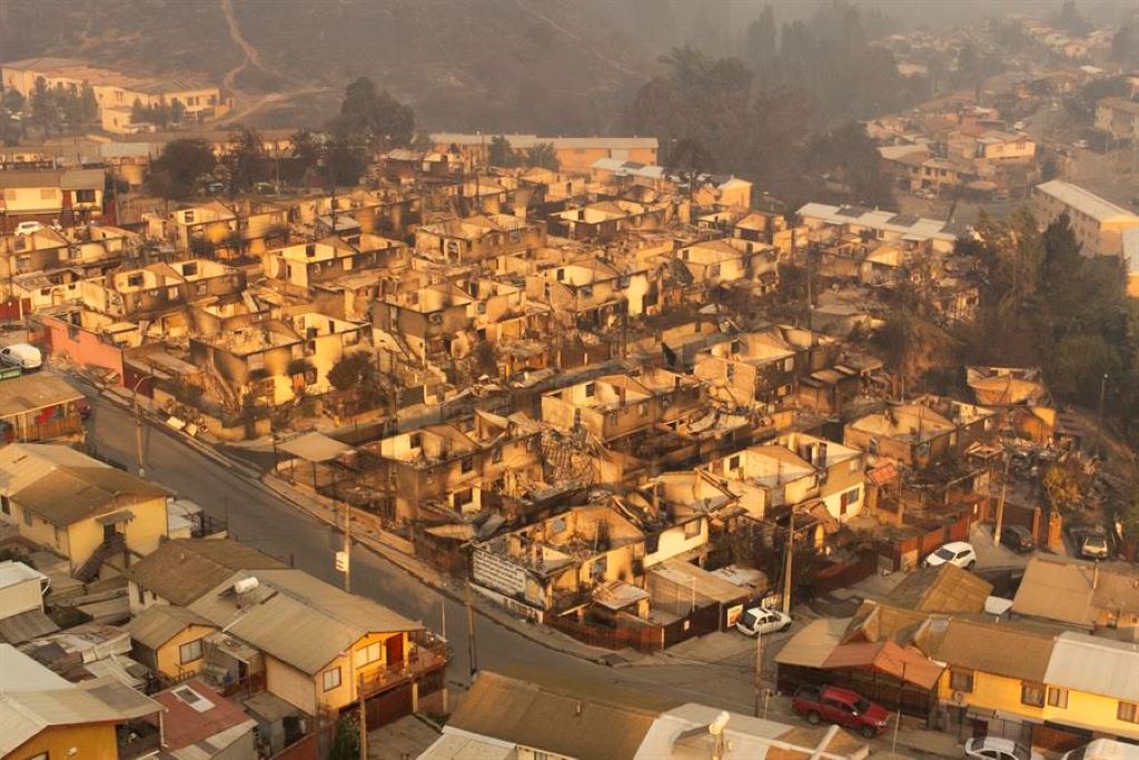 Muertos en incendios de Valparaíso suben a 64 - noticiacn