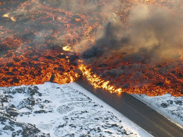 Nueva erupción de volcán en Islandia - noticiacn